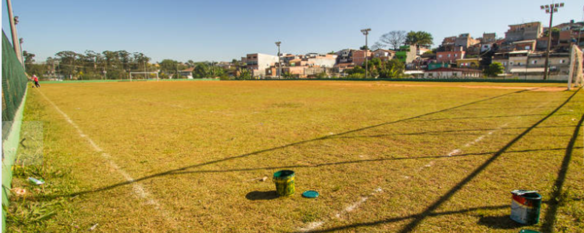 O Parque Sete Campos recebeu este nome devido as duas sete quadras. Outra ótima opção para praticar futebol em São Paulo. 