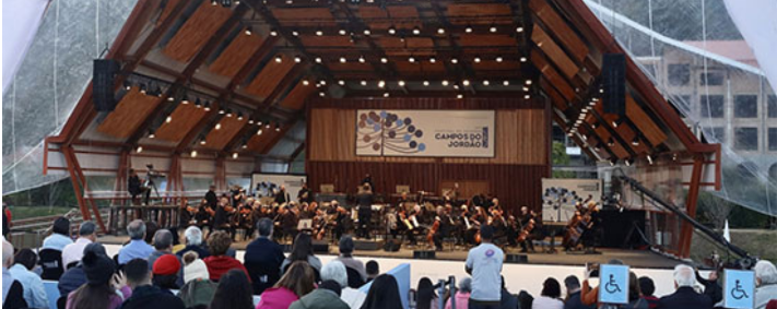 O Festival de Inverno de Campos do Jordão tem diversas apresentações de música. 