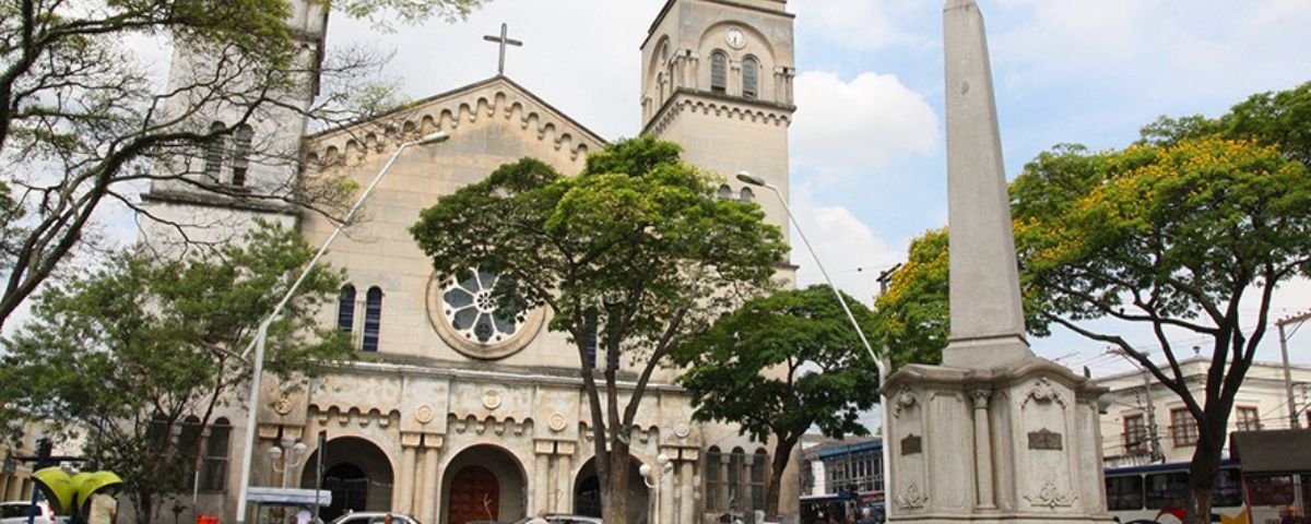 Igreja no centro histórico de Mogi das Cruzes. Um local perfeito para conhecer e passear no Dia Mundial do Turismo. 
