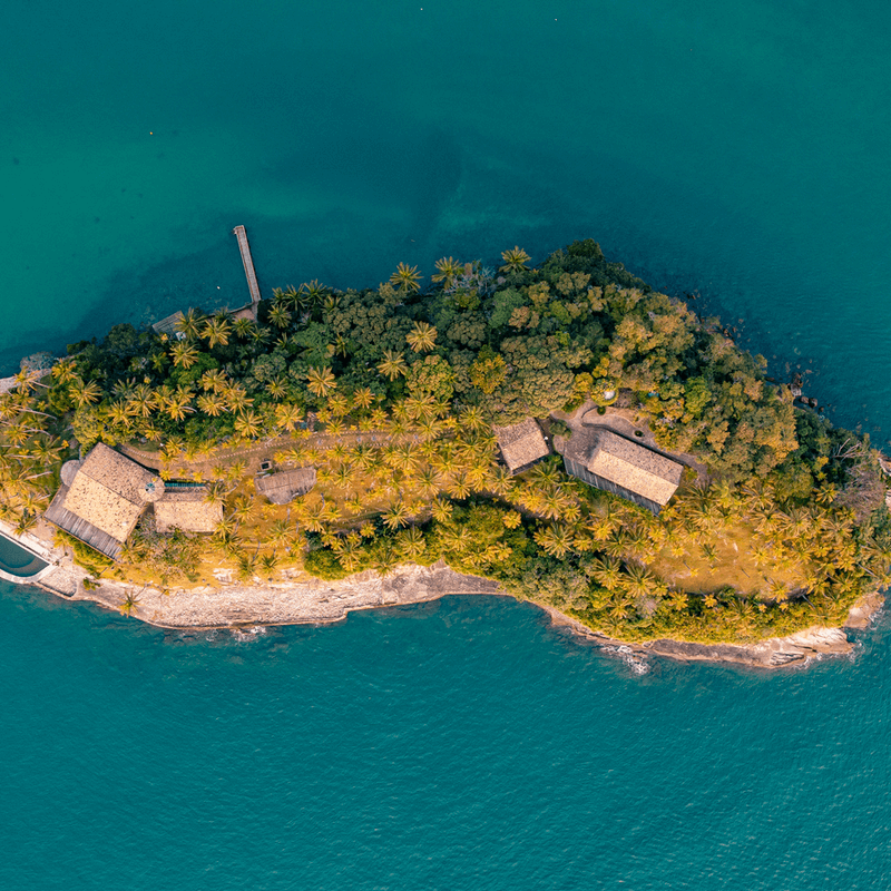 Vista aérea da Ilha das Cabras, em Ilhabela. 