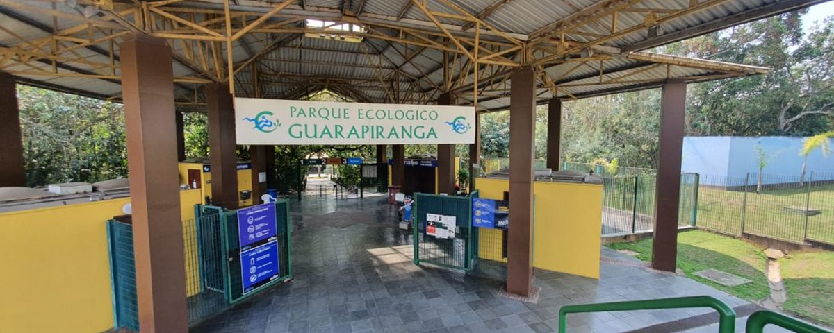Guarita na entrada do Parque Ecológico do Guarapiranga. O local é uma ótima opção para aproveitar o início do verão. 